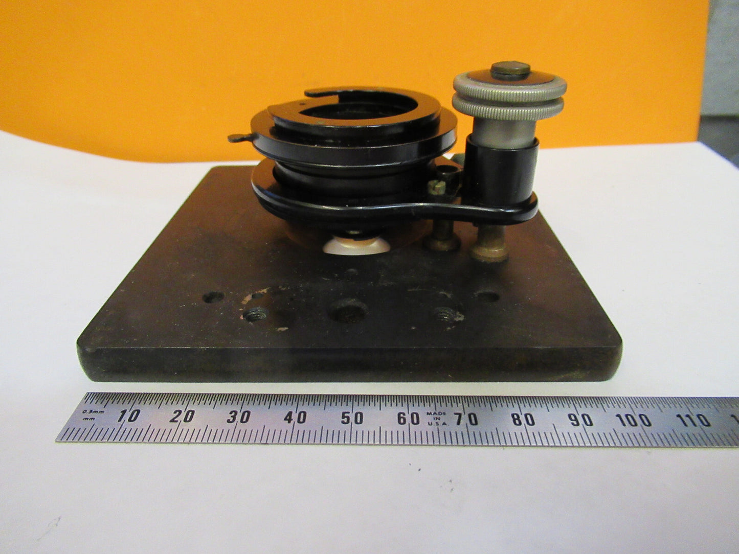 BAUSCH LOMB STAGE XY TABLE MICROMETER MICROSCOPE PART AS PICTURED Y2-A-79