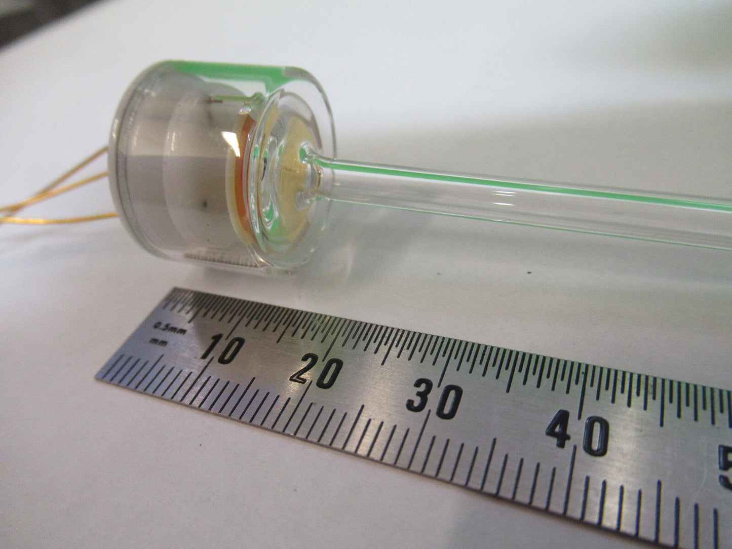 RARE BENDIX QUARTZ FREQUENCY RESONATOR WITH GLASS STEM AS PICTURED &Z5-A-13