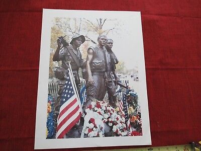 LARGE COLLECTABLE VIETNAM SOLDIERS VINTAGE PHOTOGRAPH BRONZE MONUMENT &BLI