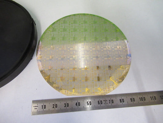 SAPPHIRE WAFER + COMPONENTS COLLECTABLE AS PICTURED G5-A-77