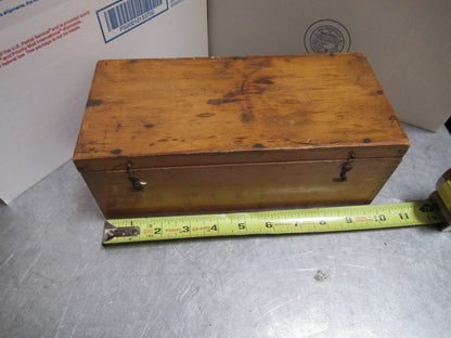 ANTIQUE WOOD CONTAINER EMPTY OLD GERMAN SCOPE  MICROSCOPE PART AS PICTURED TA-5