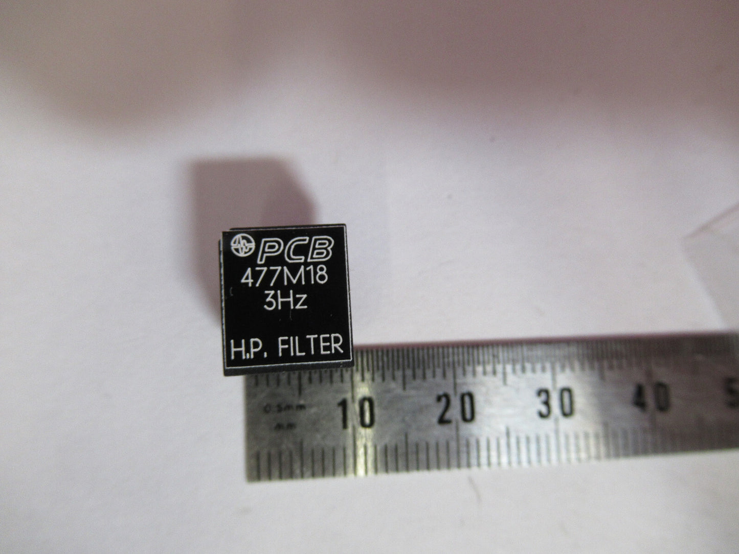 PCB PIEZOTRONICS 477M18 HP FILTER for ACCELEROMETER SIGNAL AS PICTURED 4-DT