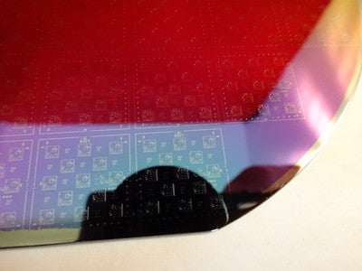 SILICON SEMICONDUCTOR WAFER WITH MICRO COMPONENTS COLLECTABLE PART AS IS &L4
