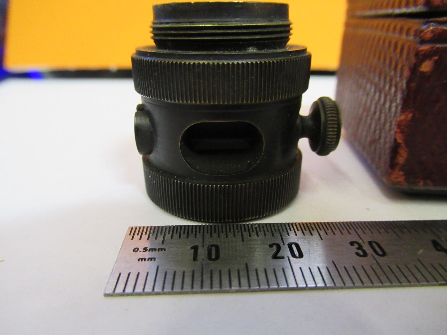 ANTIQUE CARL ZEISS VERTICAL ILLUMINATOR MICROSCOPE PART AS PICTURED Y1-A-44