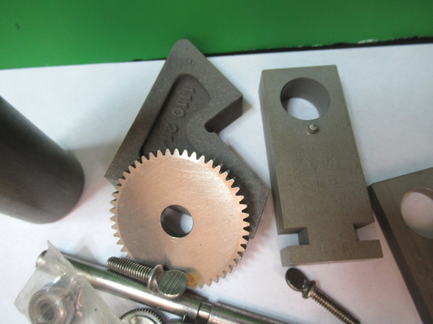 SERVO KIT LOT GEARS + ACCESSORIES ROBOTICS MECHATRONICS AS PICTURED G5-A-19