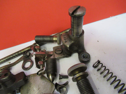 FOR PARTS OLD SINGER SEWING MACHINE ASSORTED INTERNAL PARTS as pictured &H9-B-67