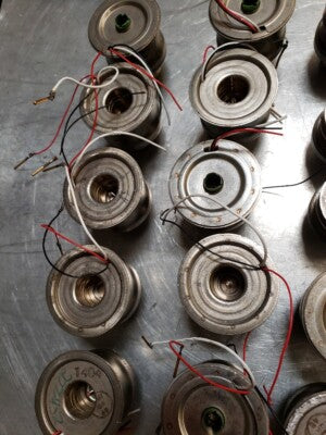 FOR PARTS lot TRANSMITTER 418-17054 AIRCRAFT PRESSURE FUEL AS PICTURED &Q1-FT66