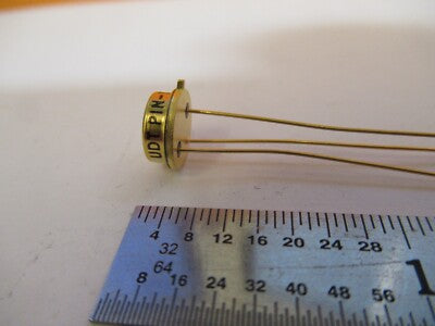 UDT UNITED DETECTOR TECHNOLOGY PHOTODIODE SPOT LIGHT SENSOR AS PIC &8C-A-91