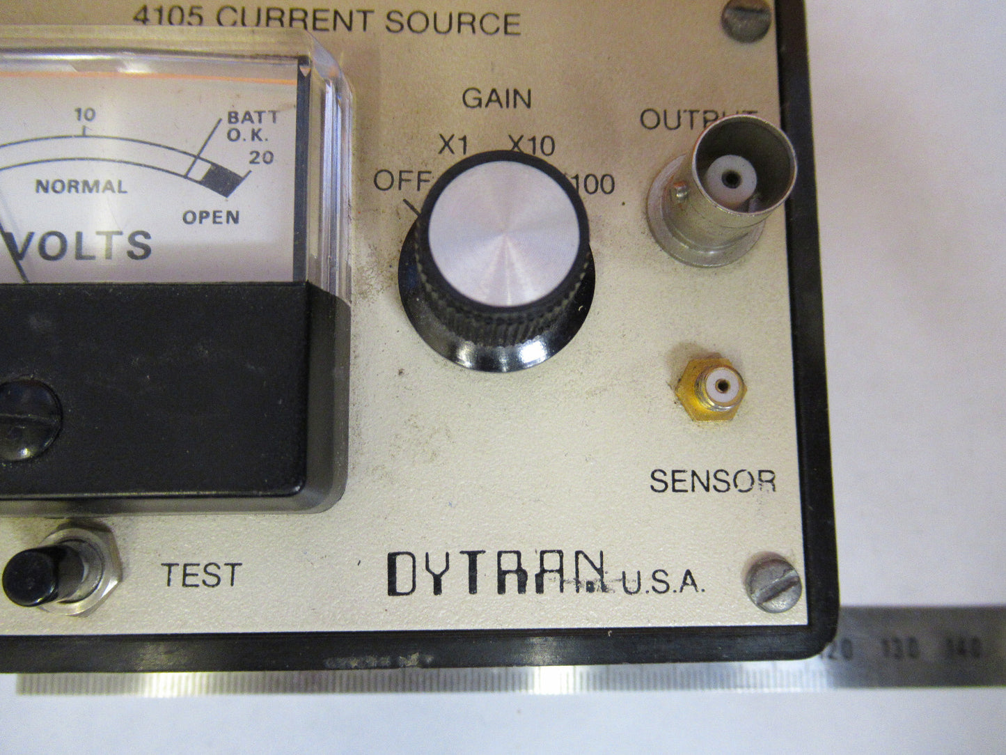 DYTRAN 4105 CURRENT SOURCE  ICP BATTERY POWER SUPPLY for ACCELEROMETER 47-FD-01