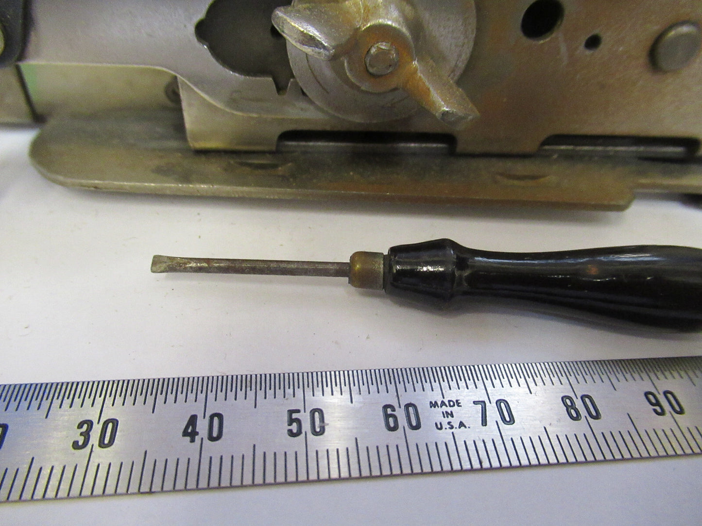 OLD SINGER SEWING ACCESSORY MACHINE  BUTTON ATTACHMENT ASSEMBLY &H2-A-21