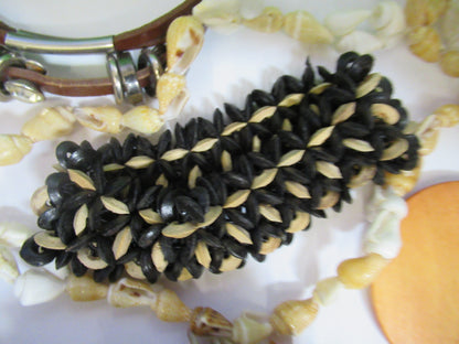 LOT JEWELRY FANTASY HANDMADE WRISTBAND NECKLACE ETC AS PICTURED X4-A-65