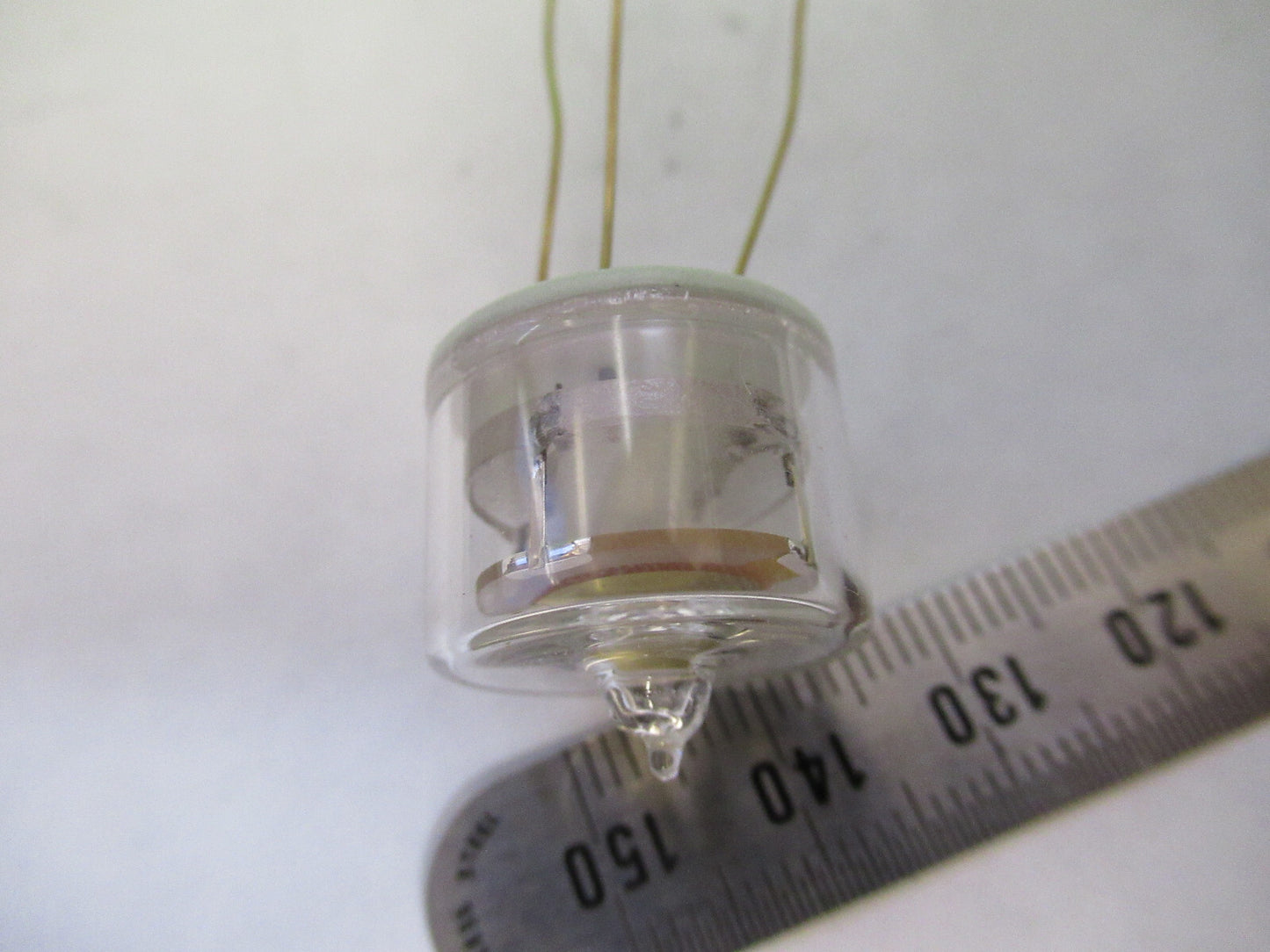 SPACE 10 MHz QUARTZ CRYSTAL FREQUENCY CONTROL BLILEY BG61 GLASS PACKAGE 82-A-85