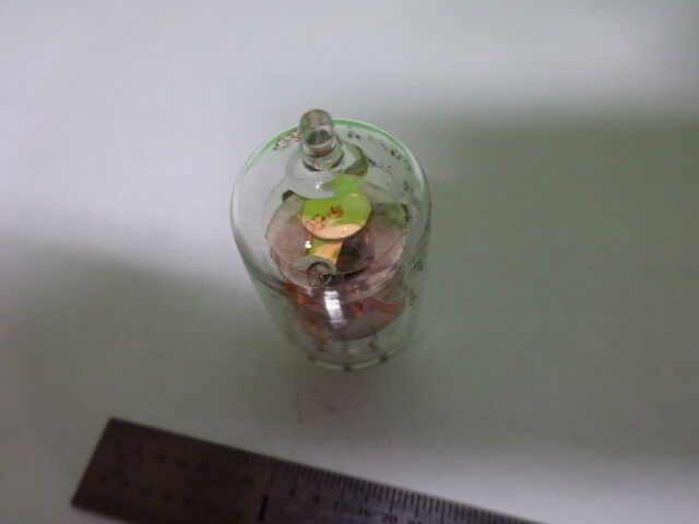 ANTIQUE QUARTZ RADIO CRYSTAL BLILEY ELECTRIC BG7 GETTER FREQUENCY CONTROL AQ-44