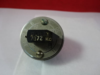 VINTAGE BLILEY ELECTRIC QUARTZ FREQUENCY RESONATOR VF1 VARIABLE AS IS &55R-A-08