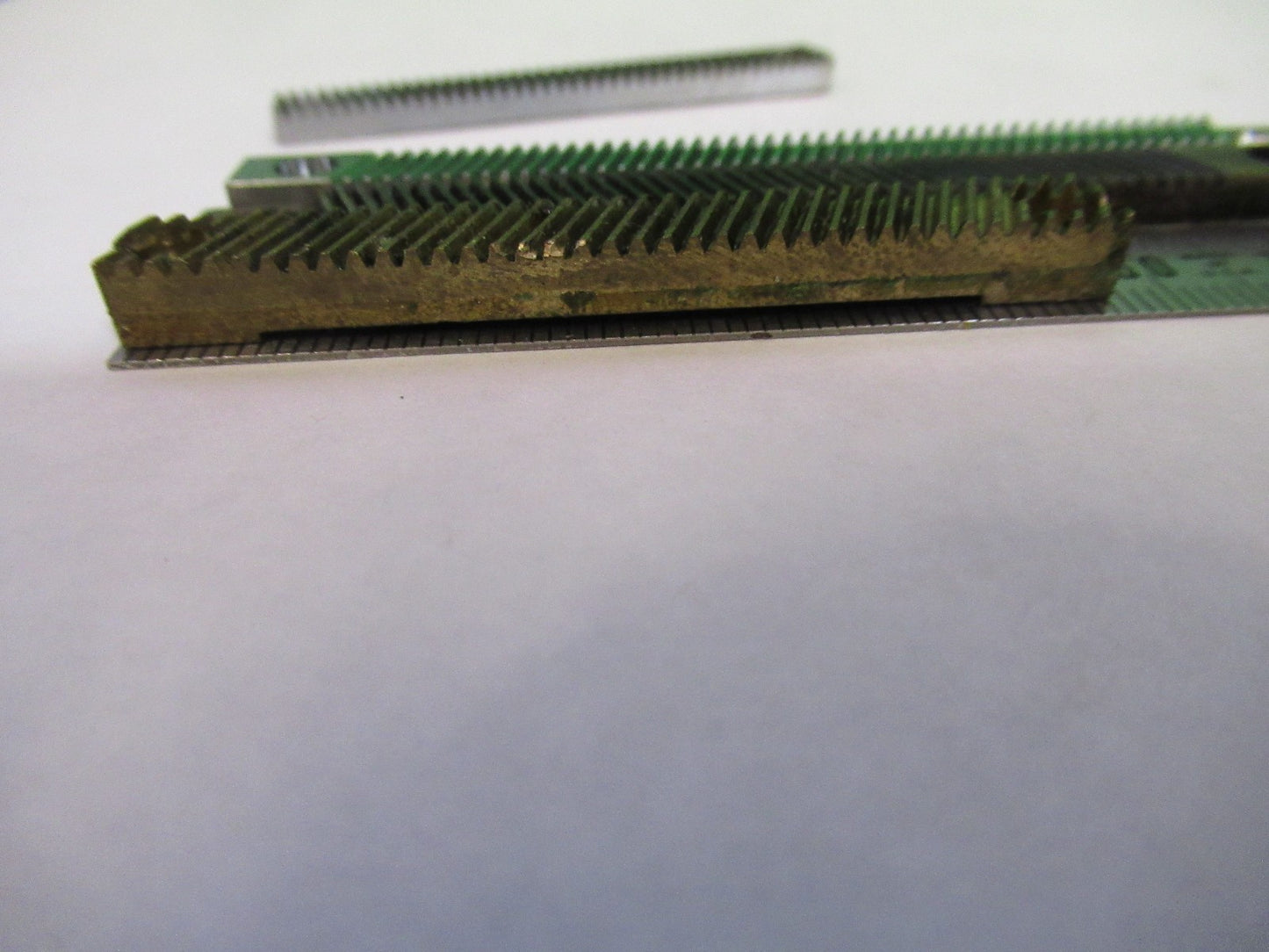 LOT 4 PIECES RACK GEAR BAUSCH LOMB AO SPENCER MICROSCOPE PART AS PICTURE U8-A-36