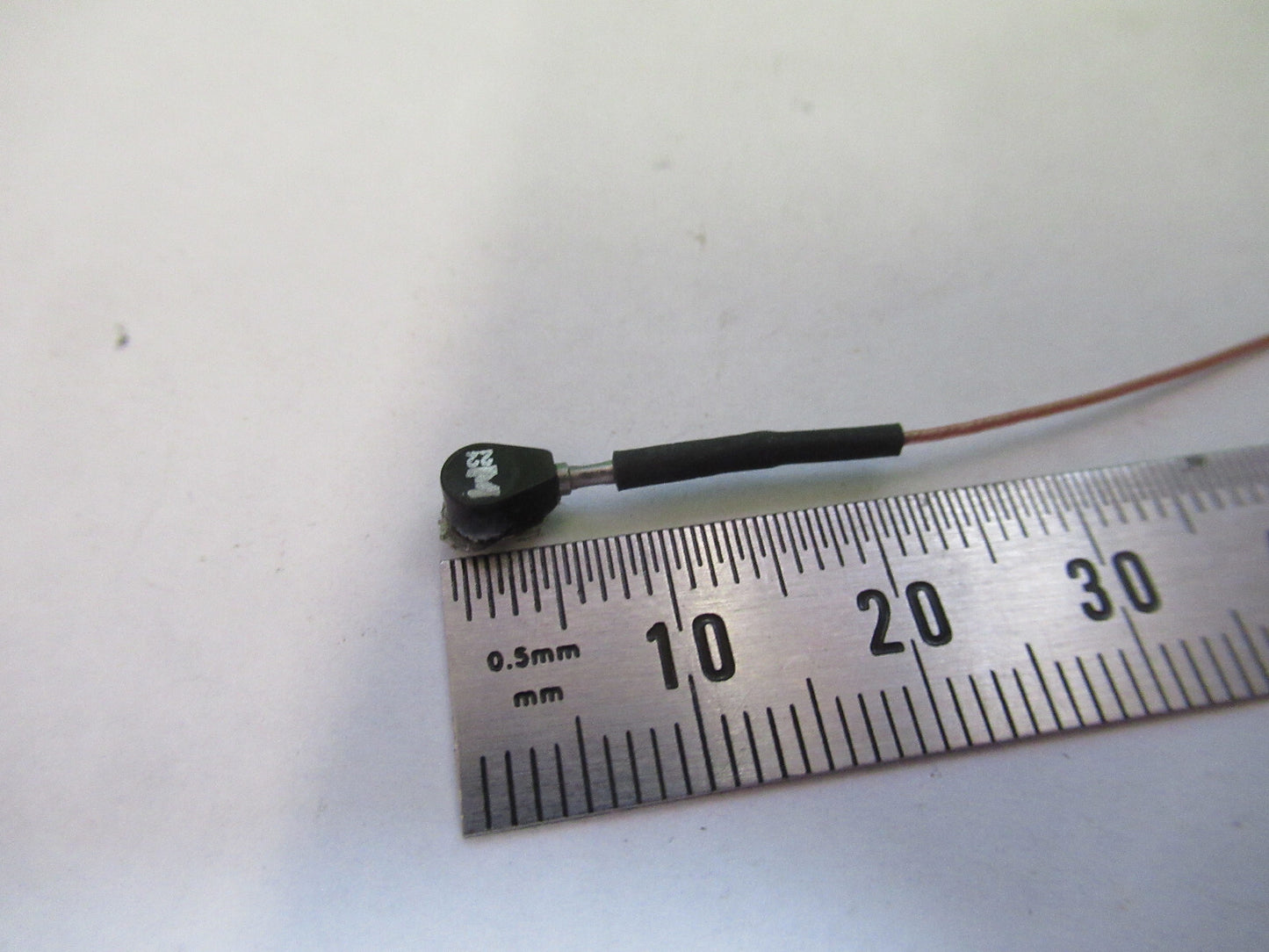 PCB PIEZOTRONICS ENDEVCO MODEL 22 MINIATURE ACCELEROMETER PICTURED S8-A-47