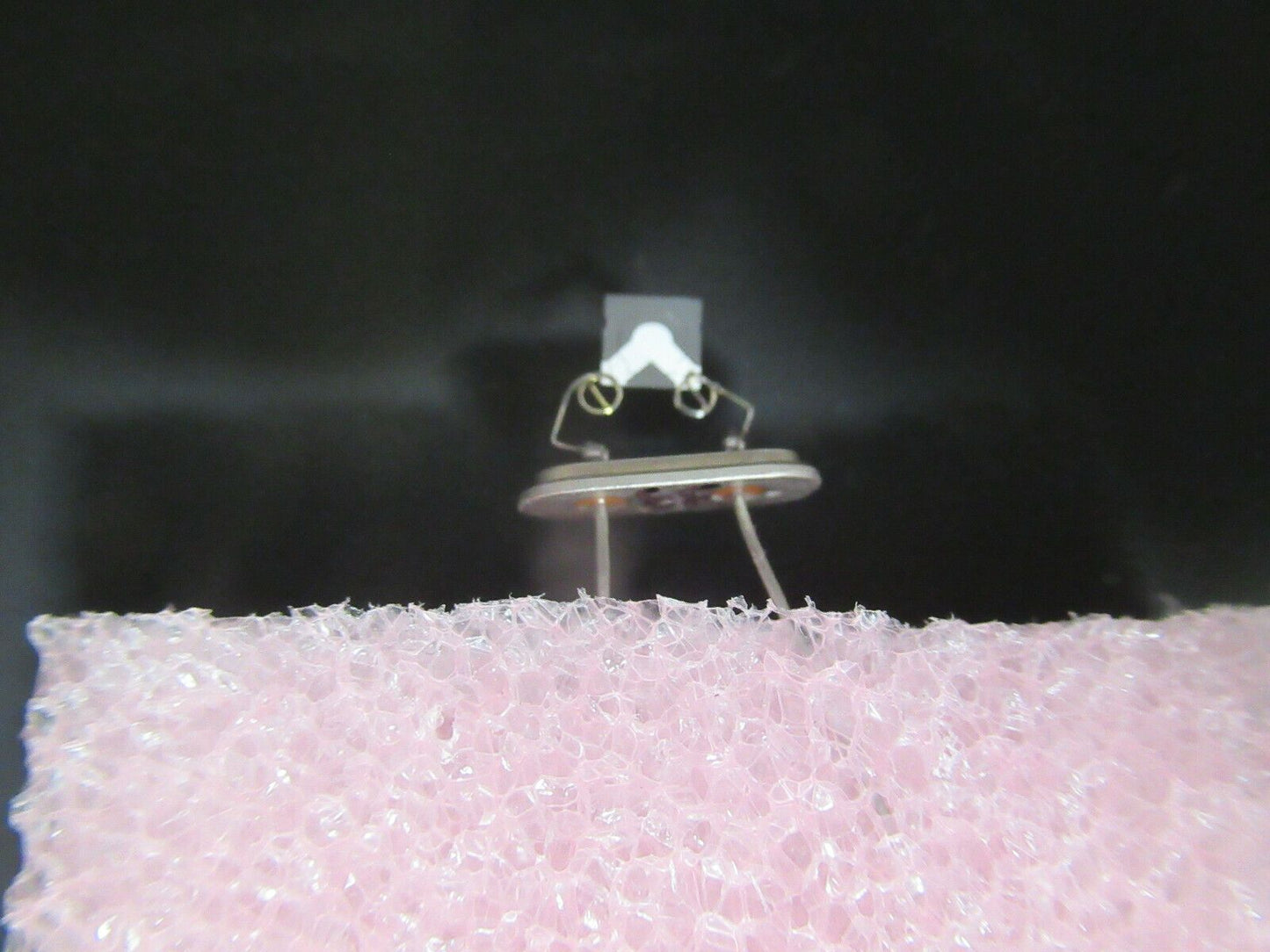 COLLECTABLE INVERTED MESA HFF QUARTZ CRYSTAL UNKNOWN FREQUENCY AS PIC #FT-1-A-82