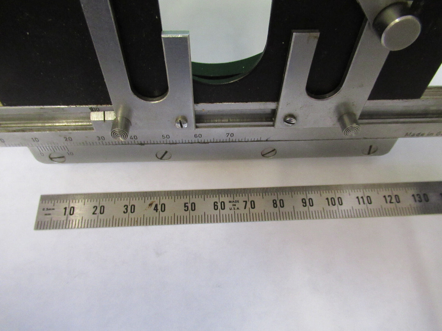 BECK KASSEL CBS GERMANY XY STAGE TABLE MICROSCOPE PART AS PICTURED G8-A-02