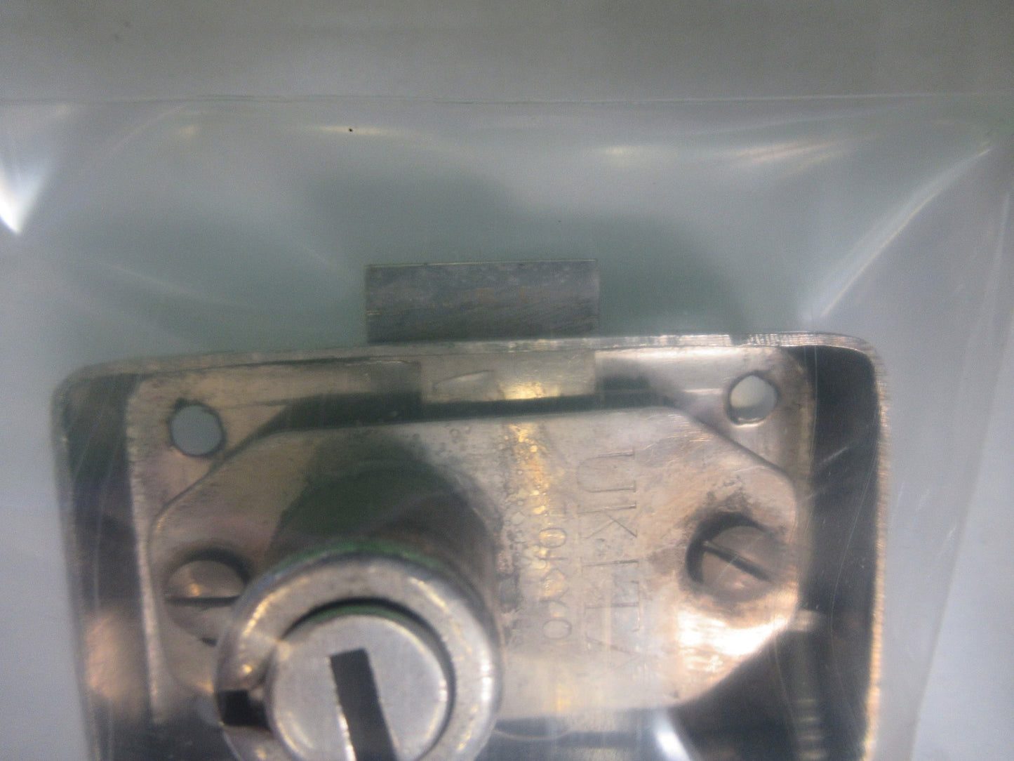 LOCK BAUSCH LOMB ANTIQUE LOCK WITHOUT KEY MICROSCOPE CASE AS PICTURED T5-A-84