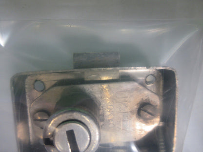 LOCK BAUSCH LOMB ANTIQUE LOCK WITHOUT KEY MICROSCOPE CASE AS PICTURED T5-A-84