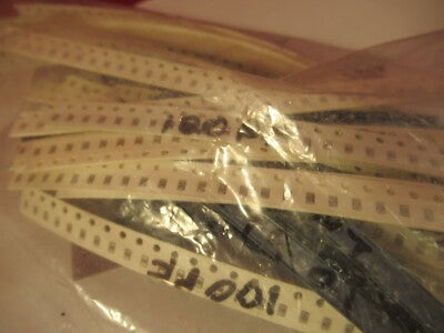 LOT QUARTZ CRYSTALS + COMPONENTS TO MAKE OSCILLATORS AS PICTURED &10-A-77