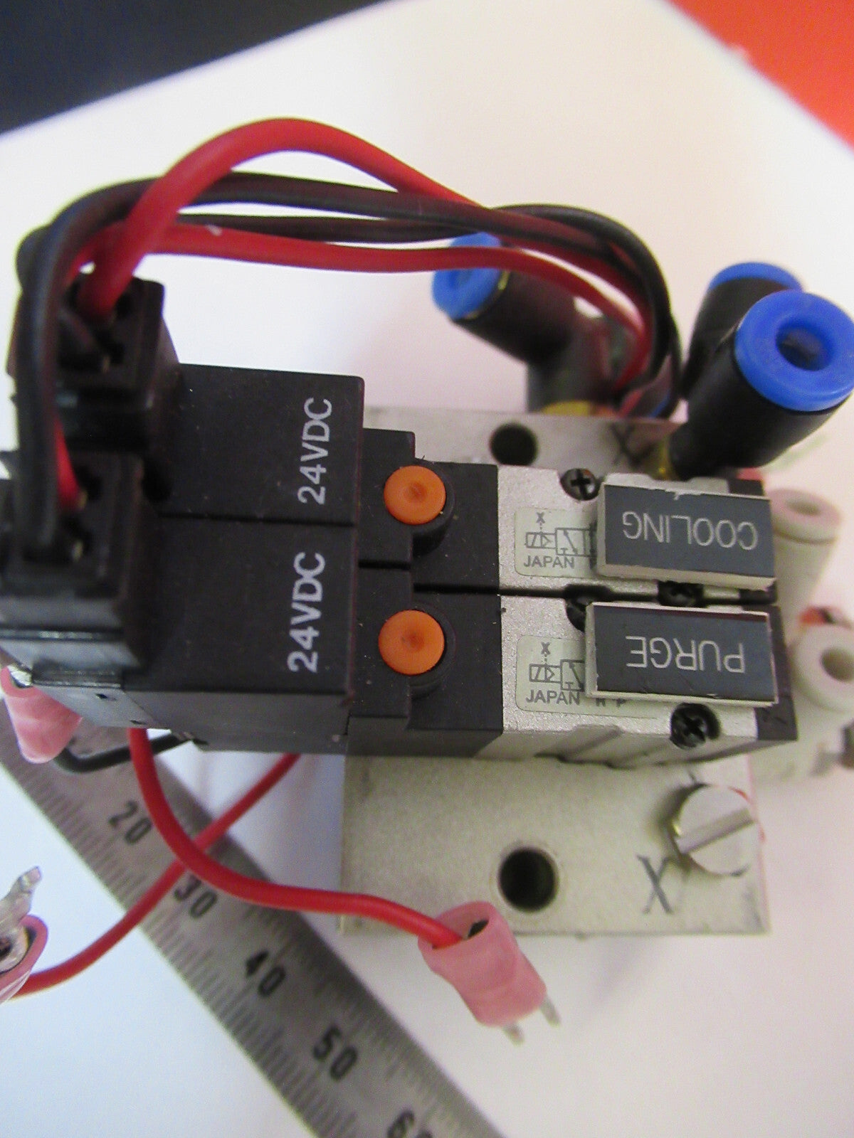 SMC JAPAN PNEUMATICS CONTROL AS REMOVED  AS PICTURED  T7-A-29