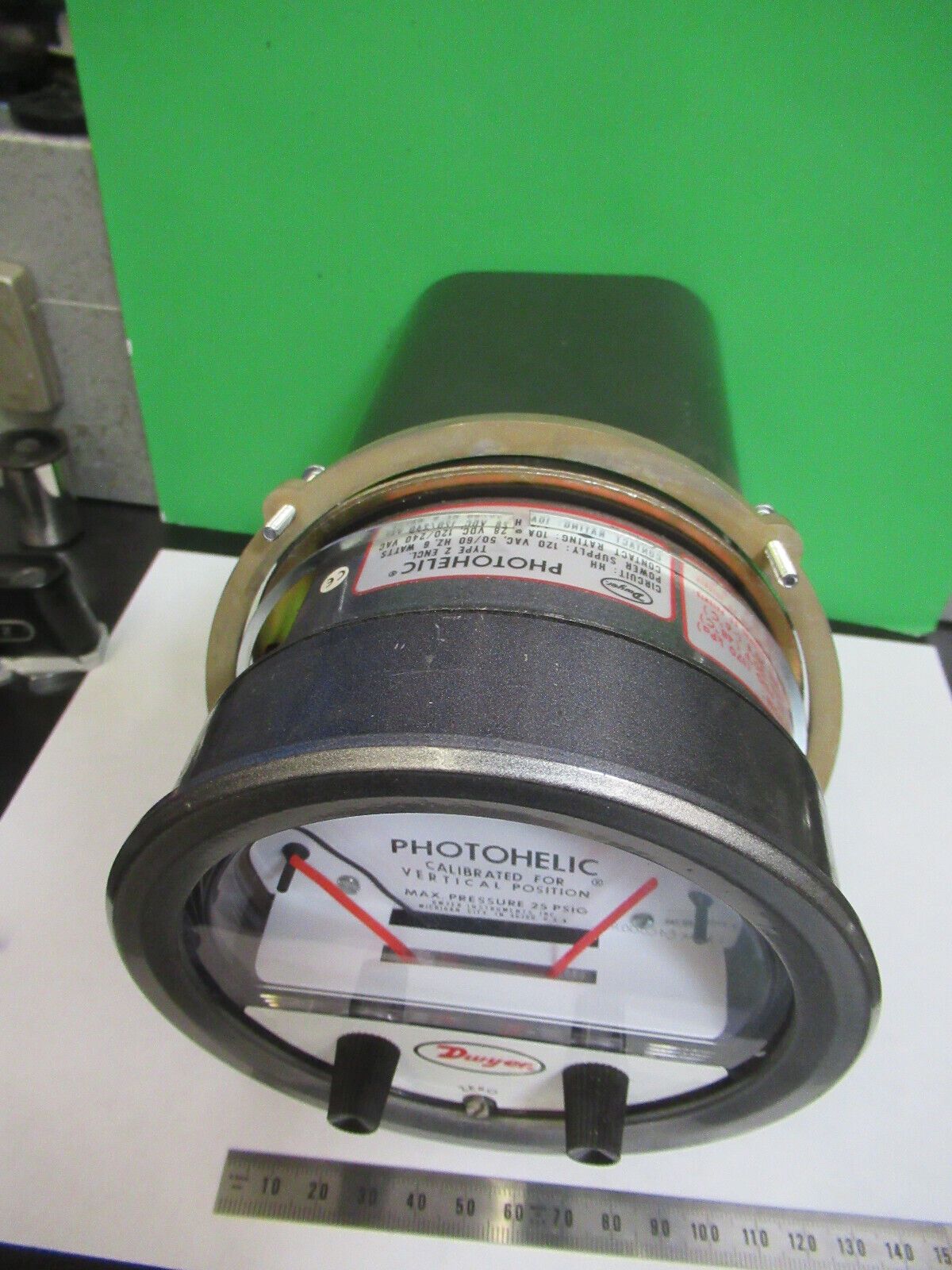 PHOTOHELIC GAUGE PRESSURE VENTILATION CLEAN ROOM DWYER AS PICTURED H7-B-88