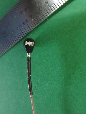 Ultra small MODAL ENDEVCO 22 PIEZOELECTRIC ACCELEROMETER CALIBRATION VIBRATION