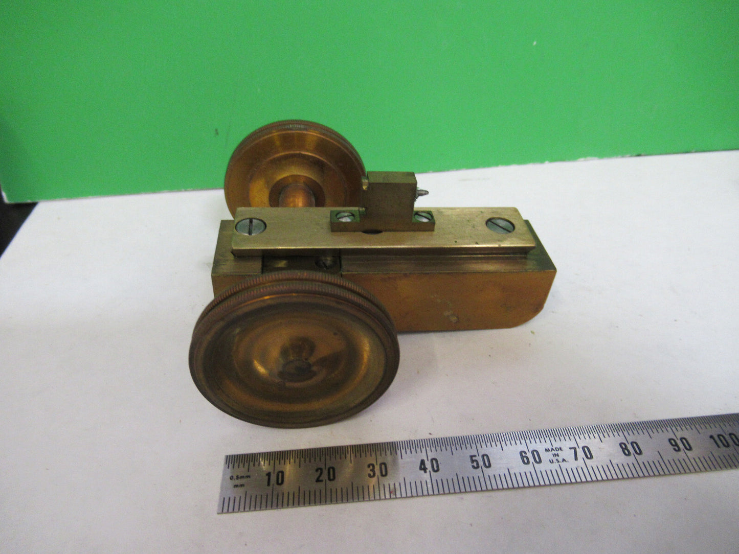 ANTIQUE BAUSCH LOMB MACRO STAGE KNOBS BRASS MICROSCOPE PART AS PICTURED S7-A-02