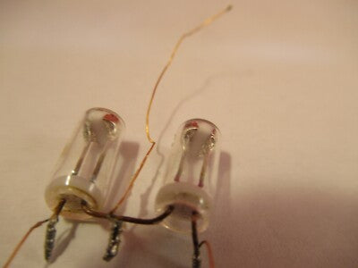 LOT 2 EA LIGHT PHOTO DETECTOR SENSOR OPTICS AS PICTURED FT-6-43