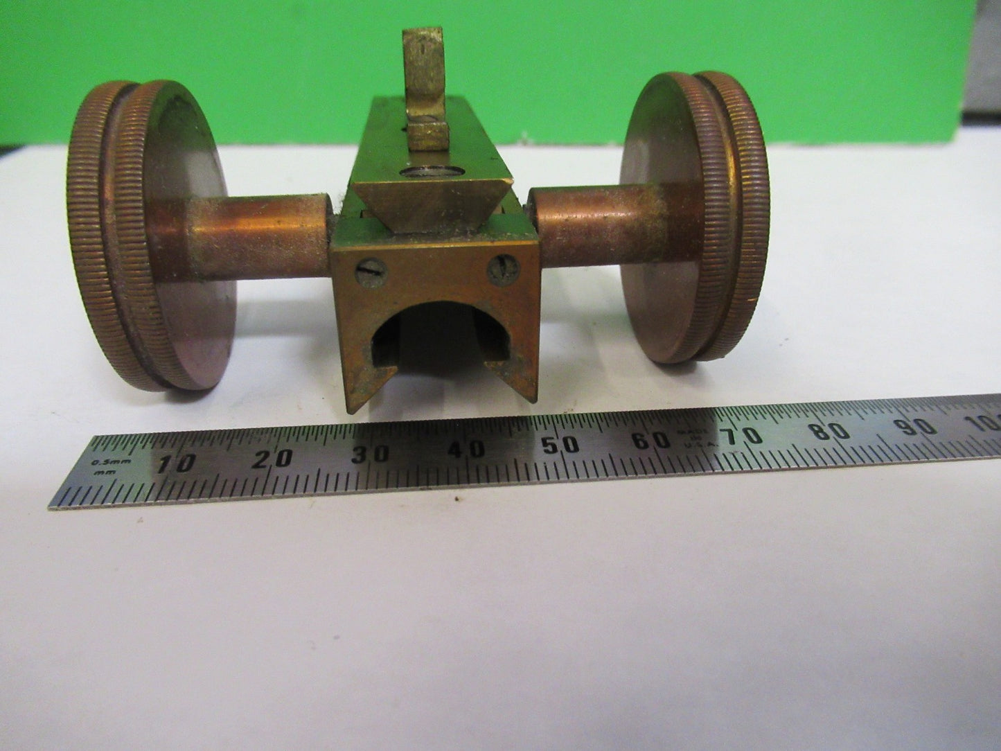 ANTIQUE BRASS BAUSCH LOMB KNOBS MACRO ADJUST MICROSCOPE PART AS PICTURED Y3-B-40