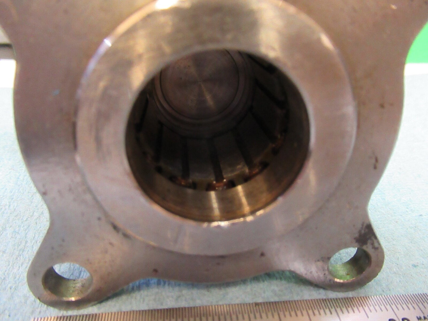FOR PARTS TACHOMETER GENERATOR 3002 KGA-1 AS IS AS PICTURED  Q7-B-31