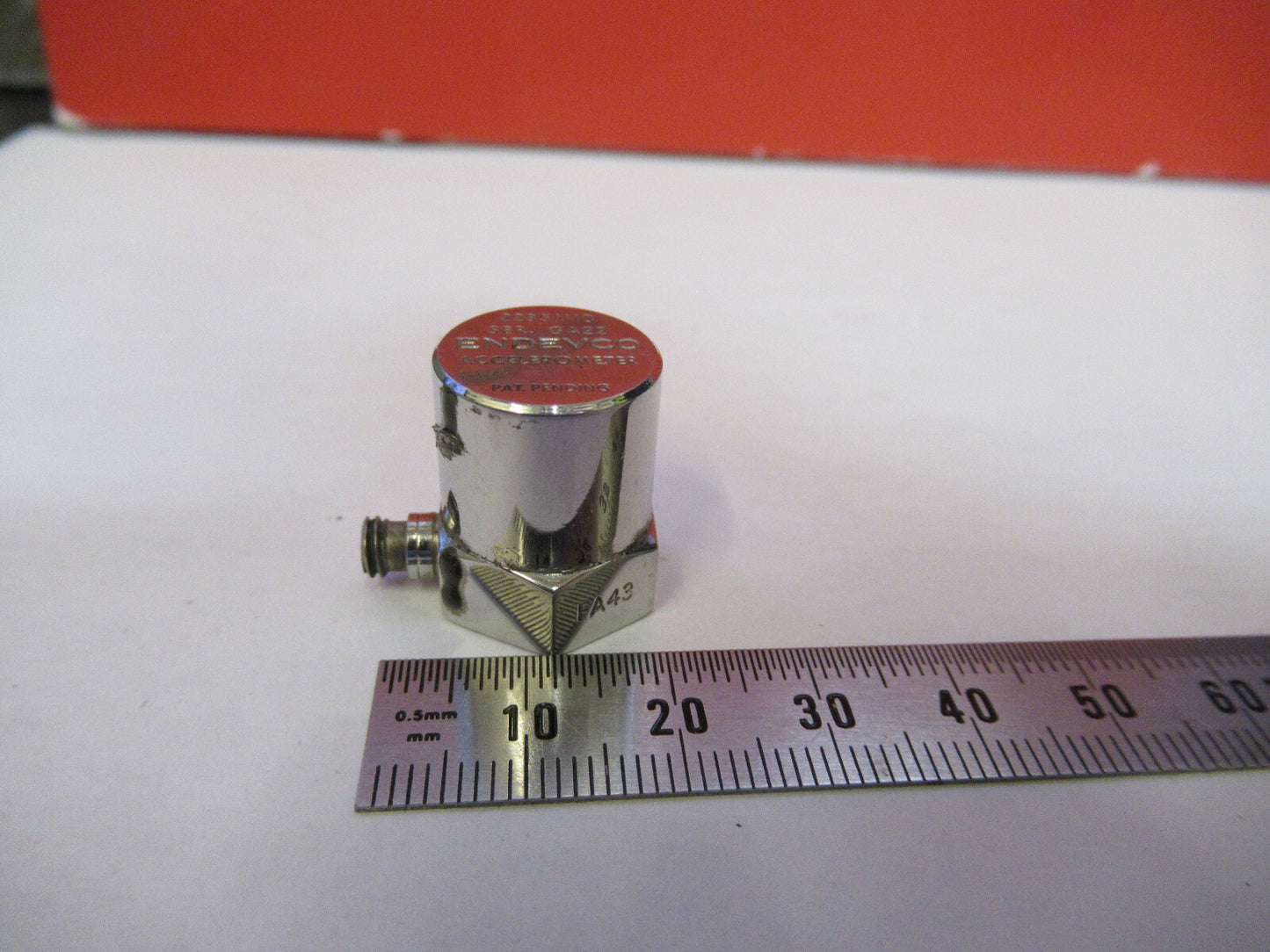 PCB PIEZOTRONICS ENDEVCO 2235M10 ACCELEROMETER VIBRATION AS PICTURED X3-B-14