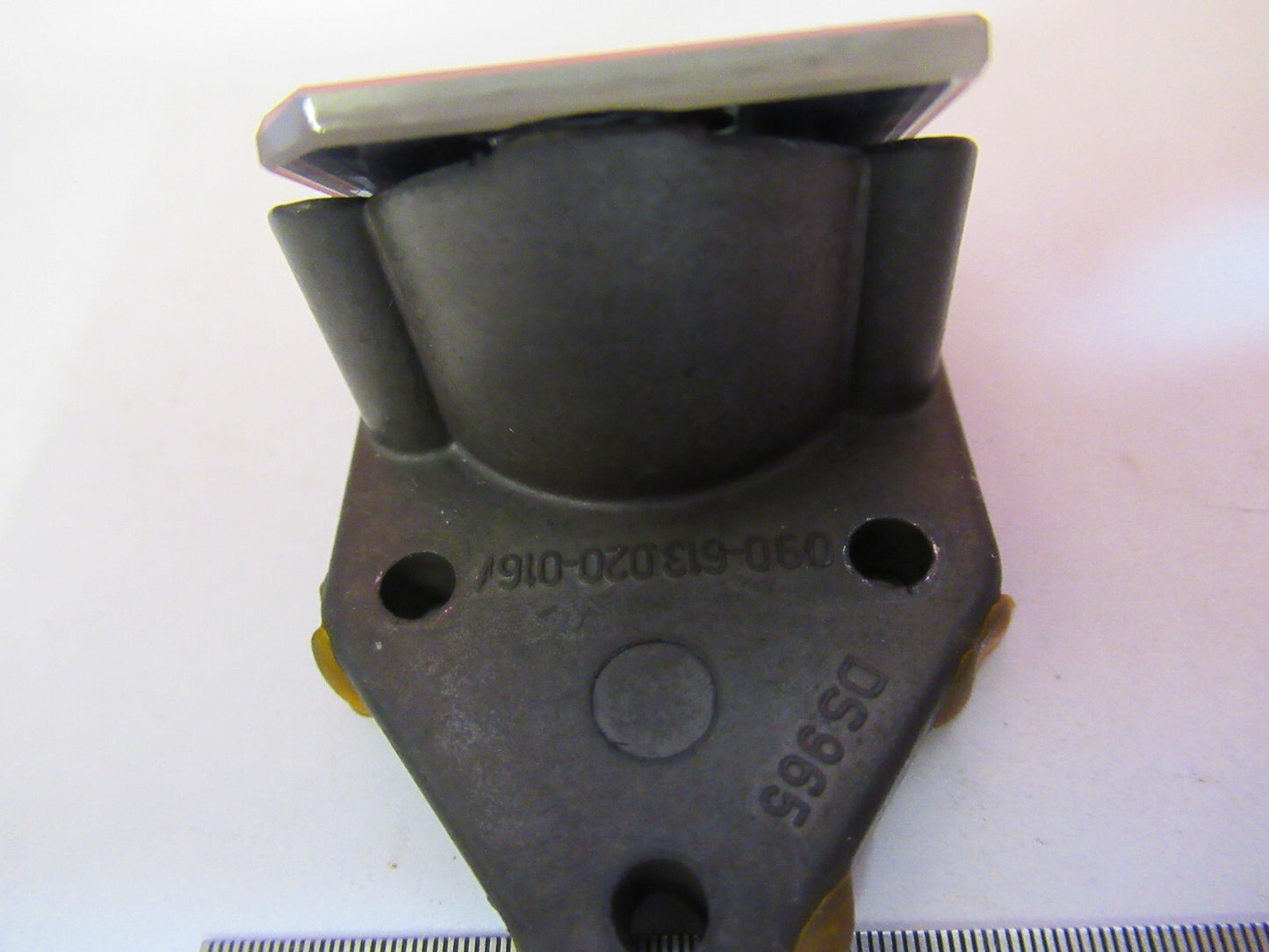 LEITZ WEZLAR ILLUMINATOR BEAM SPLITER MICROSCOPE PART AS PICTURED &S4-B-103