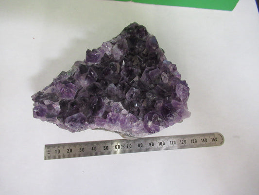 AMAZING AMETHYST QUARTZ MINERAL SAMPLE BEAUTIFUL SPECIMEN AS PICTURED Y3-B-39