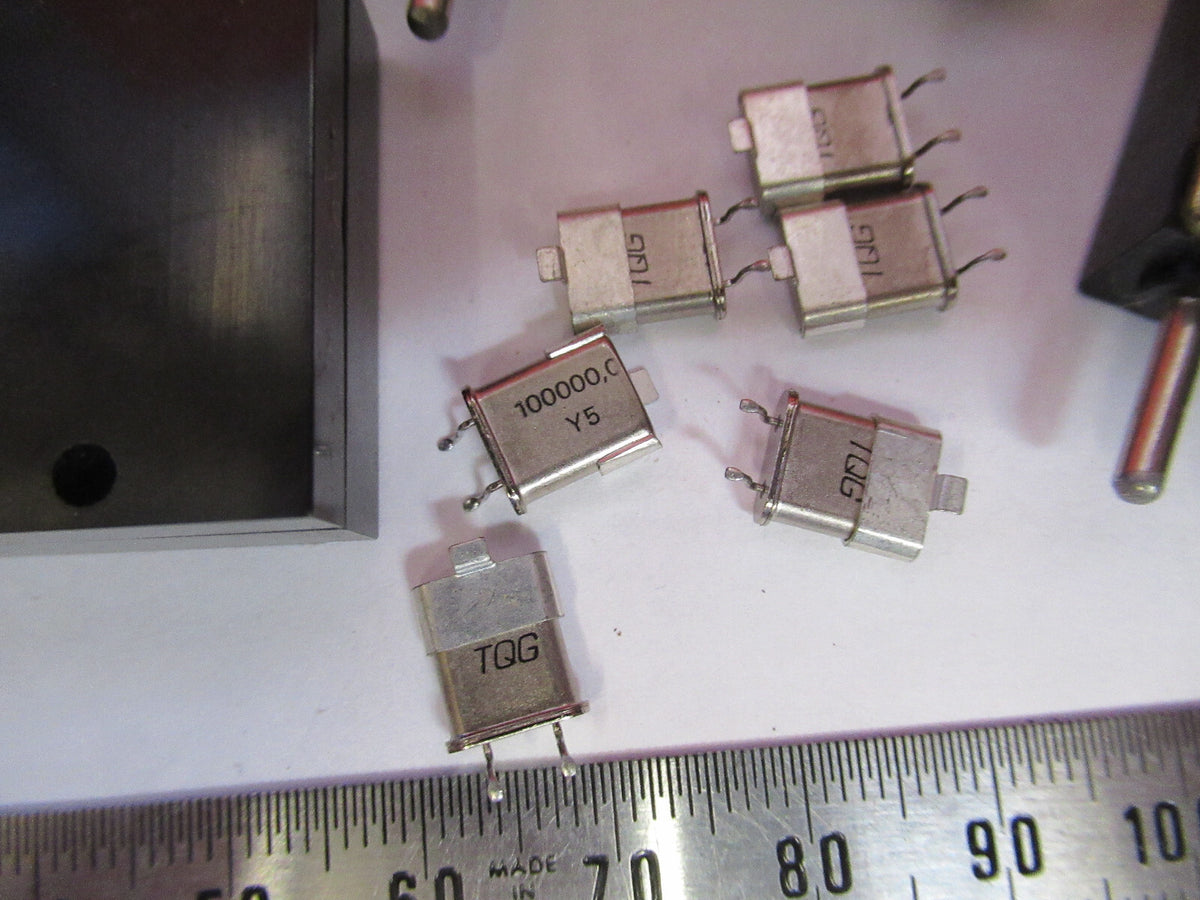 LOT VINTAGE WWII  QUARTZ CRYSTAL FT-243  KC FREQUENCY RADIO AMATEUR X3-B-16