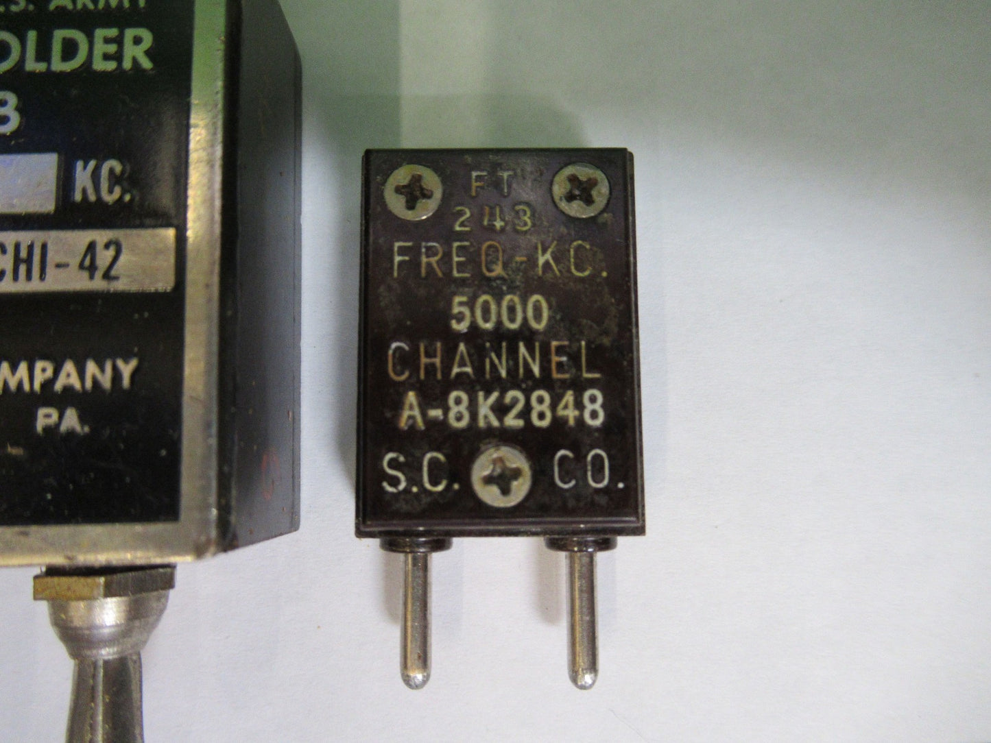 ANTIQUE BLILEY XTALS QUARTZ CRYSTAL FREQUENCY CONTROL RADIOA AS PICTURED T6-B-37