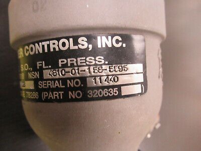 UH-60 WHITTAKER MEGGITT SOLENOID VALVE PN 320635 AS PICTURED AIRCRAFT PART TC-2