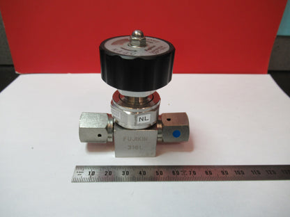 FUJIKIN VALVE JAPAN 316L PNEUMATICS CONTROL AS REMOVED  AS PICTURED  T7-A-14