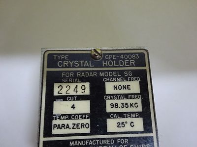 ANTIQUE QUARTZ RADIO CRYSTAL U.S. NAVY RAYTHEON FREQUENCY CONTROL #W7-53