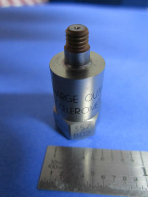 PCB PIEZOTRONICS 357B02 CHARGE MODE ACCELEROMETER  14pC/g VIBRATION CALIBRATION