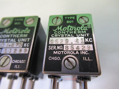 ANTIQUE MOTOROLA QUARTZ CRYSTAL FREQUENCY CONTROL RADIO AS PICTURED T6-B-40