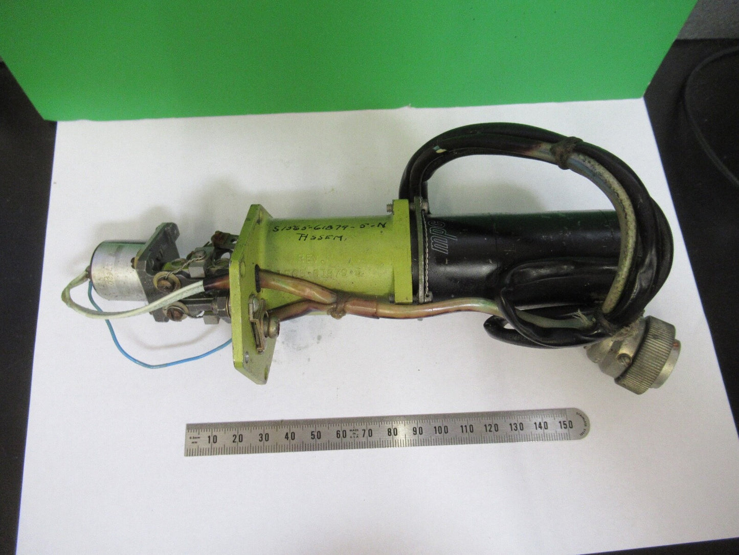 FOR PARTS SIKORSKY S1565-61879-5-N  RETAINER ASSEMBLY AS IS AS PICTURED  Q7-B-07