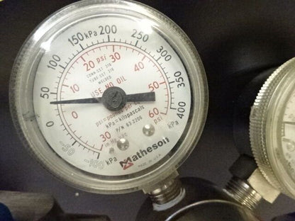 MATHESON 3513 + FLASH ARRESTOR MANOMETER REGULATOR VALVE GAS PROCESS AS IS 78-03