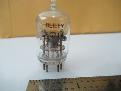 Rare Quartz Crystal Resonator Frequency 3 MHz Bliley Electric Co. BG71A Glass Package