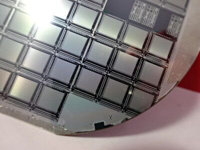 COLLECTABLE SILICON WAFER WITH COMPONENTS AS IS #91-97