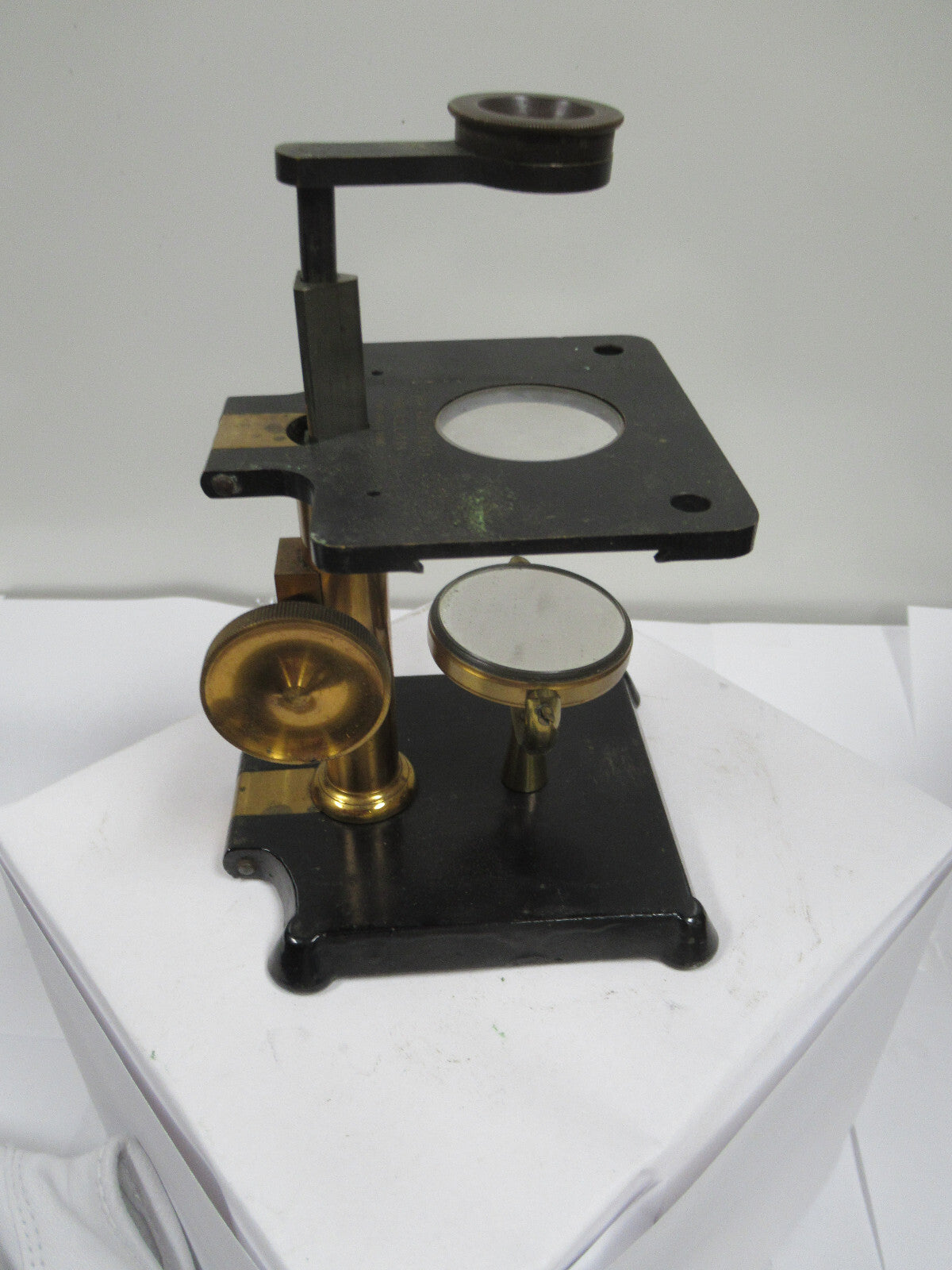 ANTIQUE BRASS QUEEN PHILADELPHIA MICROSCOPE as shown OPTICS #LOBBY
