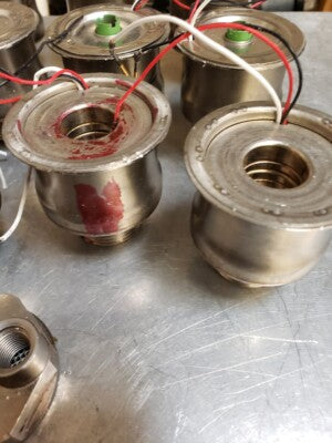 FOR PARTS lot TRANSMITTER 418-17054 AIRCRAFT PRESSURE FUEL AS PICTURED &Q1-FT70