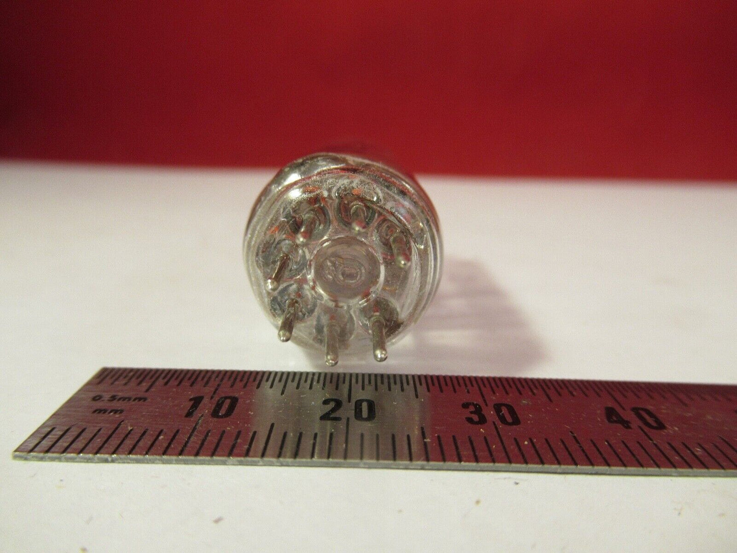 VINTAGE QUARTZ CRYSTAL RUSSIAN MORION FREQUENCY 300 kHz RADIO CONTROL &9-A-64
