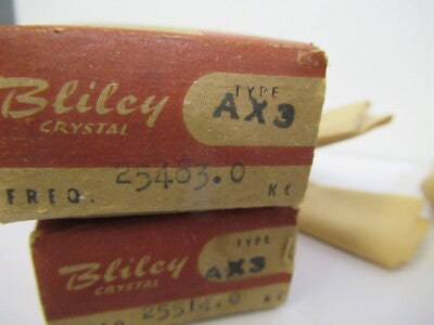 BLILEY ELECTRIC QUARTZ CRYSTAL LOT 2 EA FREQUENCY CONTROL AS PICTURED &W2-B-45